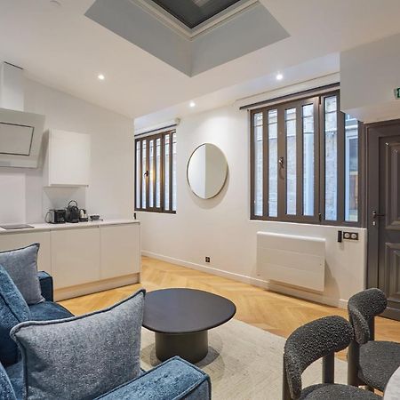 Apartment Saint Germain Des Pres By Studio Prestige Paris Exteriör bild