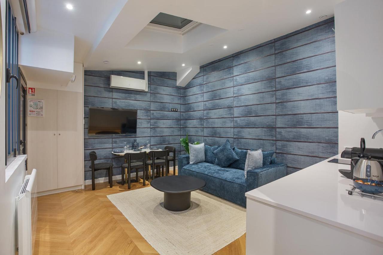 Apartment Saint Germain Des Pres By Studio Prestige Paris Exteriör bild