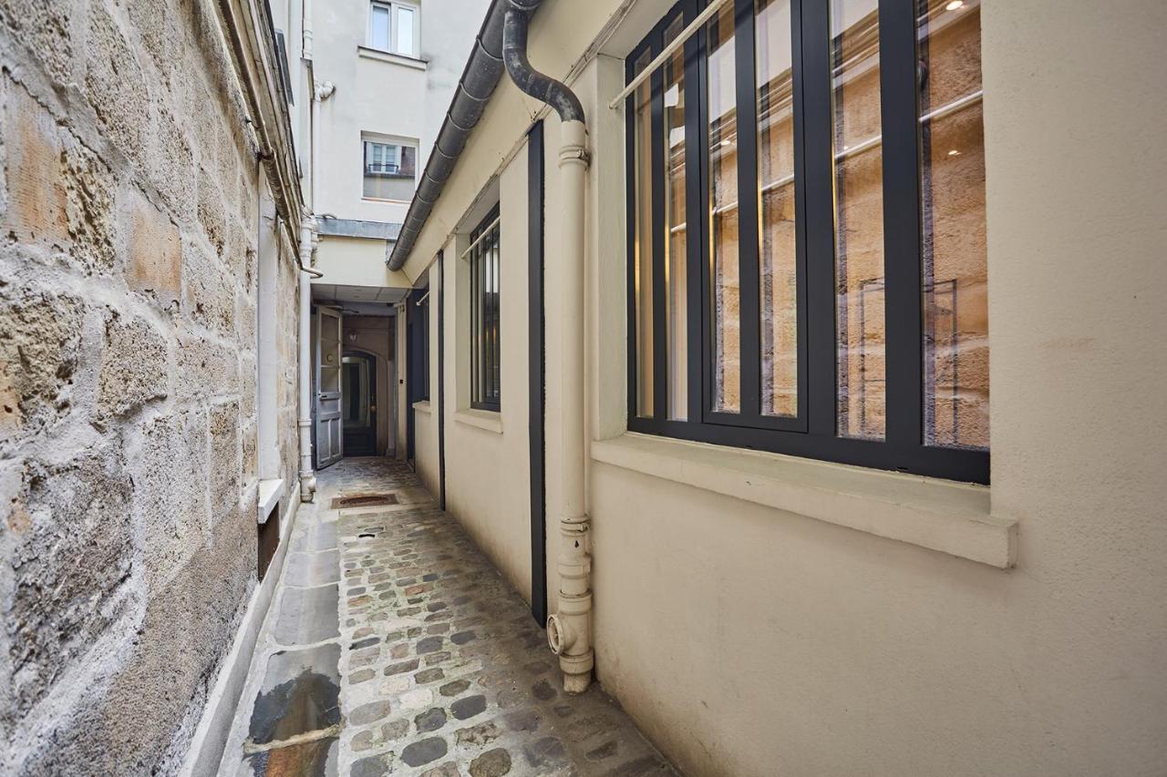 Apartment Saint Germain Des Pres By Studio Prestige Paris Exteriör bild